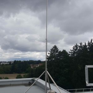 Paratonnerre Cirrus 60 sur trépied auto stable sur l’hôpital de Moulins 03